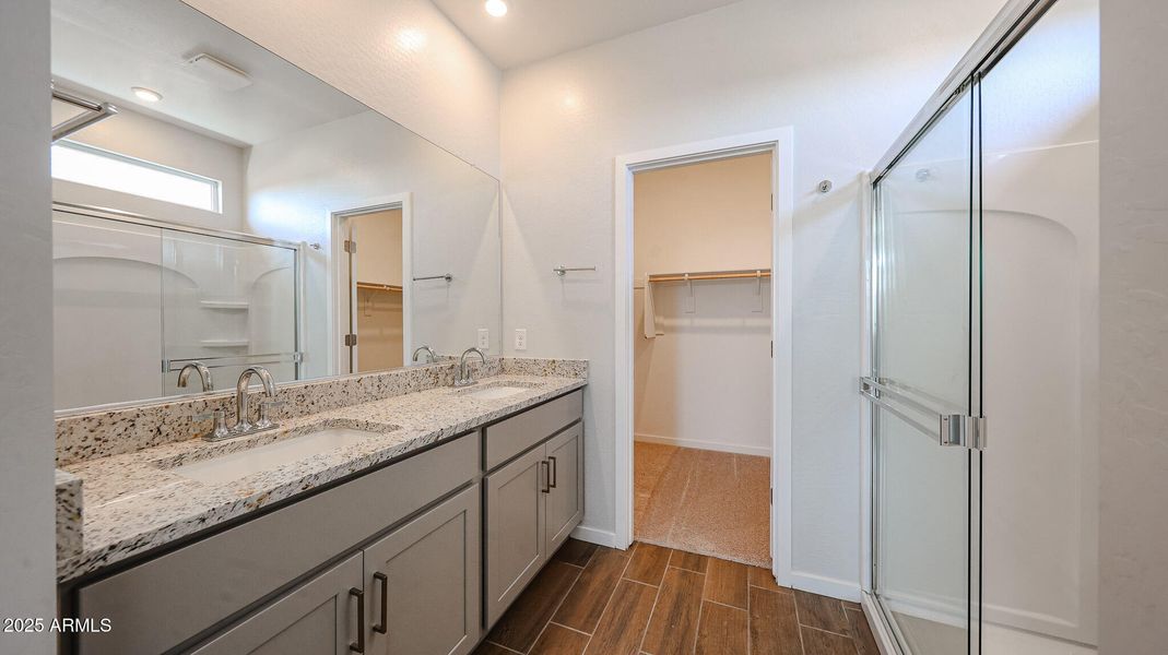 18_Home-for-sale_Surprise_AZ_Century-Com