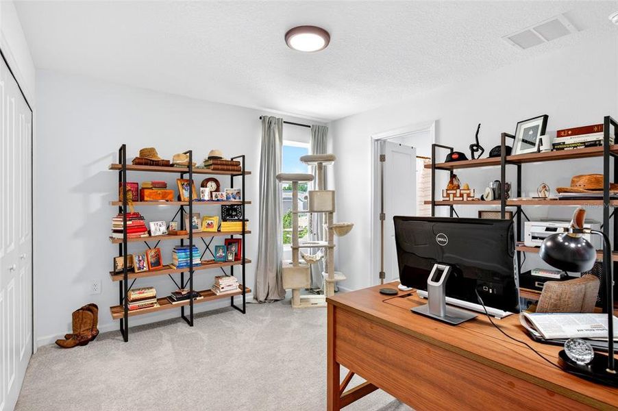 Furnished interior view inside a new home in , Ocala (Image 24).