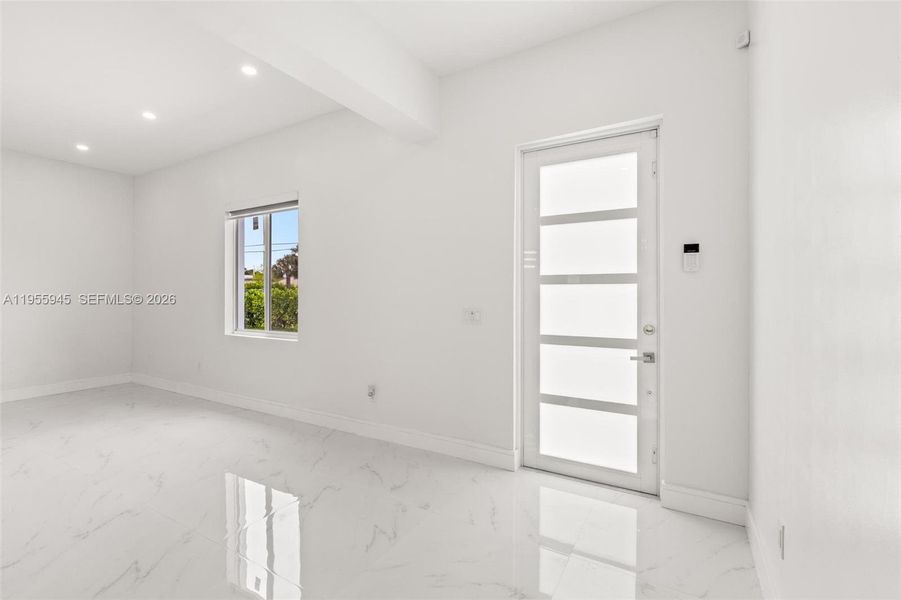 Spacious, unfurnished interior of a new home in , Miami (Image 21).