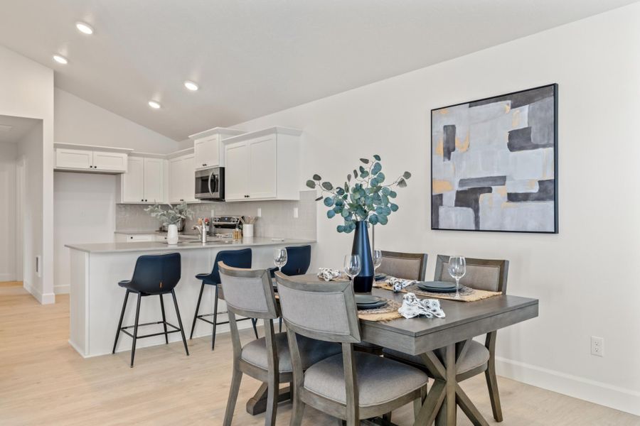 Representative furnished interior of a home built from the Newport by MonteVista Homes in Feather Ridge, Redmond (Image 11). Representative furnished interior of a home built from the Newport by MonteVista Homes in Feather Ridge, Redmond (Image 11).