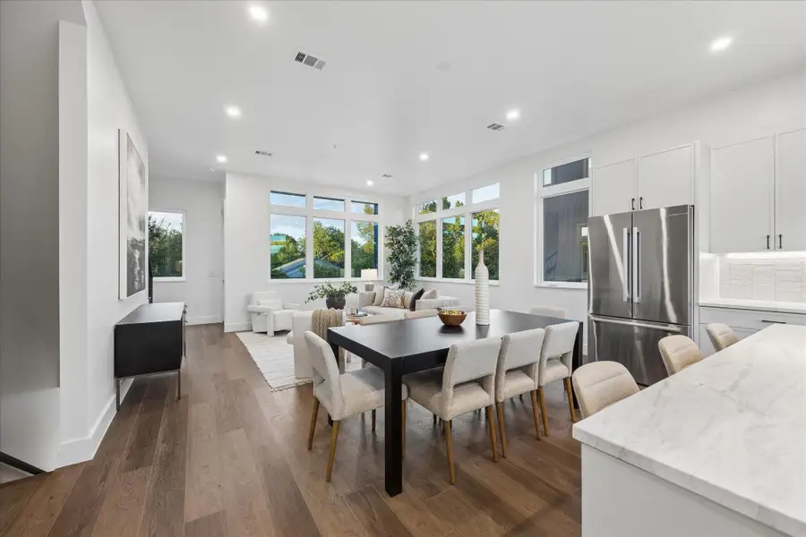 Furnished interior view inside a new home in 4101 Menchaca, Austin (Image 9).