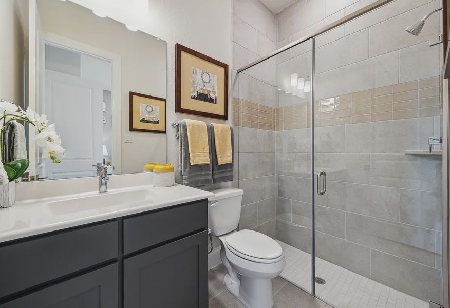 Plan 6020 bath 3 - staged - 22 of 23 Plan 6020 bath 3 - staged - 22 of 23