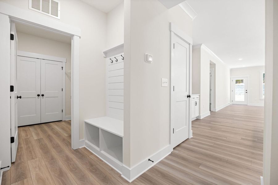 Spacious, unfurnished interior of a new home in Harbor Crossing, Greensboro (Image 17).