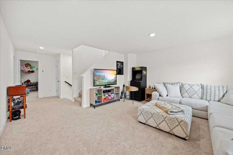 21-2A1A0177 21-2A1A0177