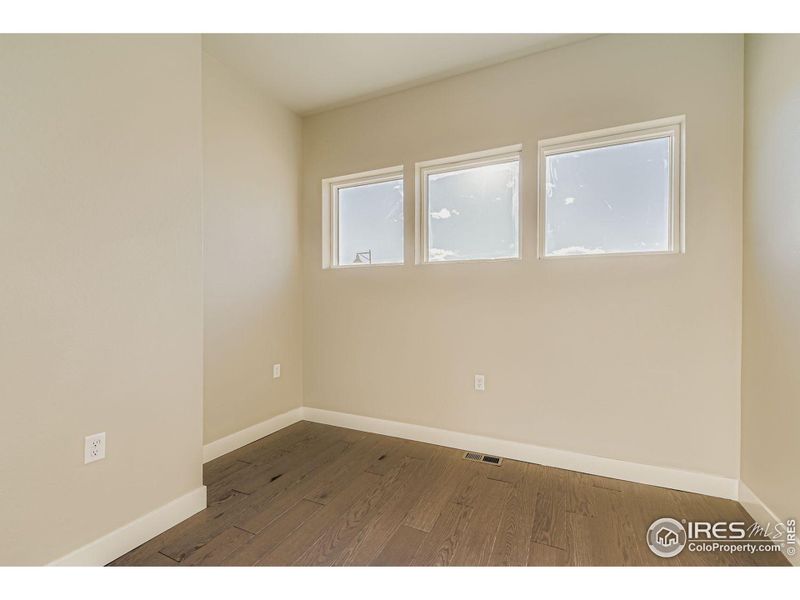Spacious, unfurnished interior of a new home in Baseline, Broomfield (Image 30).
