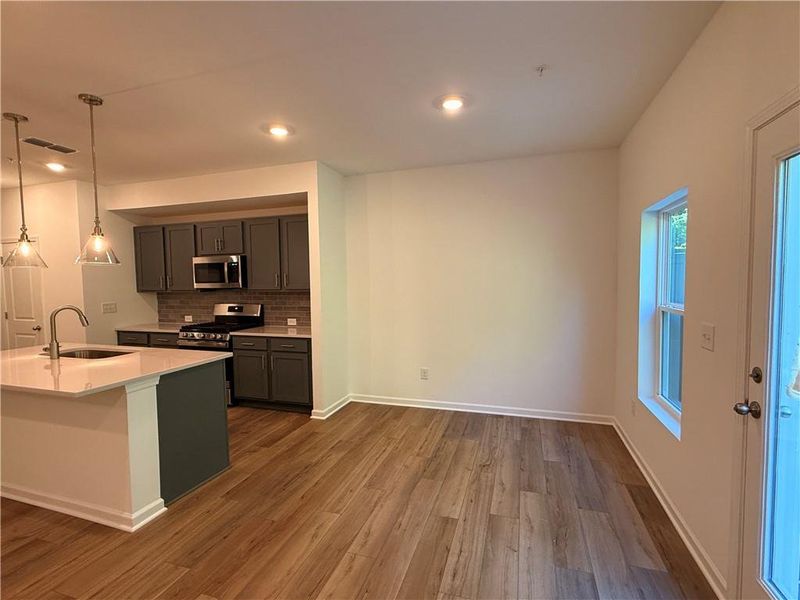 Image 57 of a home in Laurelwood.