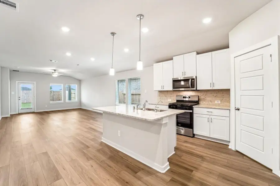 Photo is not of the actual home but is an inspirational photo of builder’s model home and may depict options, furnishings, and/or decorator features that are not included. Photo is not of the actual home but is an inspirational photo of builder’s model home and may depict options, furnishings, and/or decorator features that are not included.