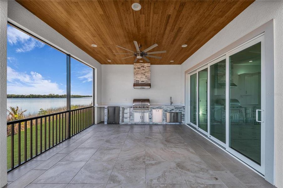Exterior details and patio area of a home in , Punta Gorda (Image 4).