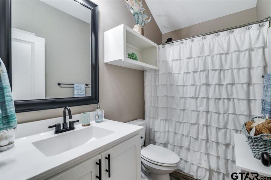 Furnished interior view inside a new home in , Lindale (Image 4). Furnished interior view inside a new home in , Lindale (Image 4).