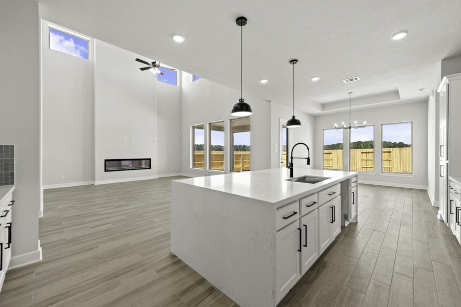 Representative image. Features, specifications, selections and colors may vary.