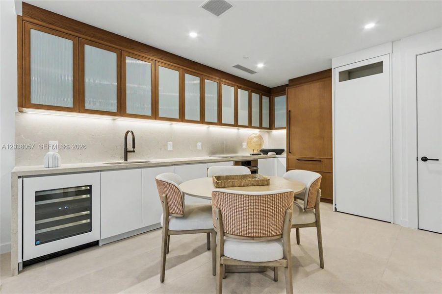 Furnished interior view inside a new home in 2200 Brickell, Miami (Image 11). Furnished interior view inside a new home in 2200 Brickell, Miami (Image 11).