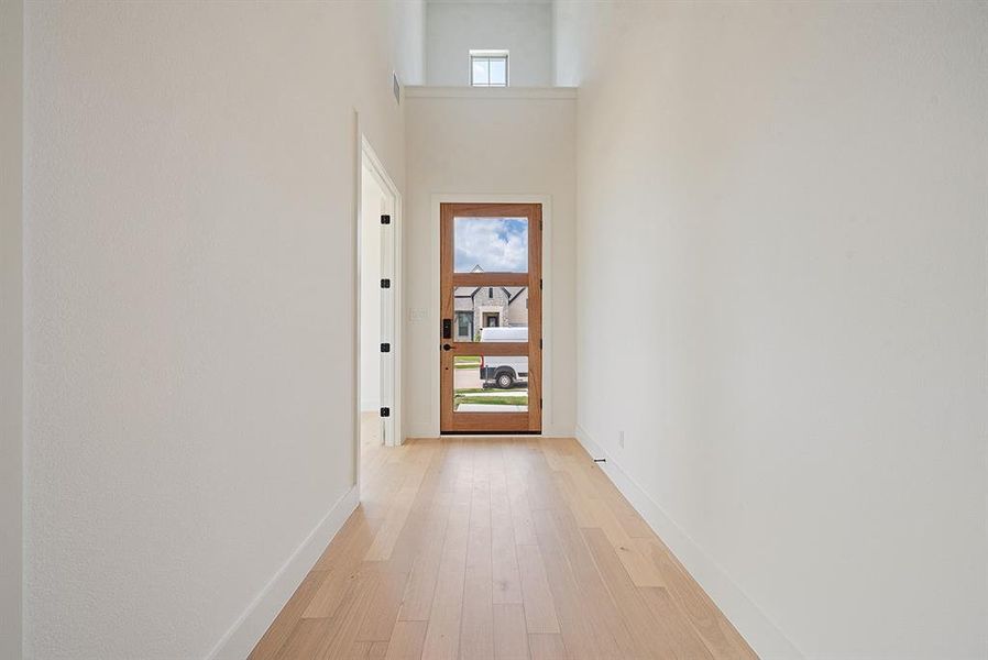 Spacious, unfurnished interior of a new home in Tavolo Park, Fort Worth (Image 22). Spacious, unfurnished interior of a new home in Tavolo Park, Fort Worth (Image 22).