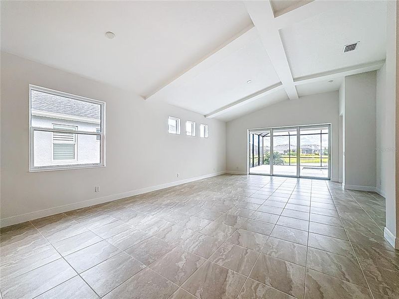 Spacious, unfurnished interior of a new home in , Parrish (Image 43).