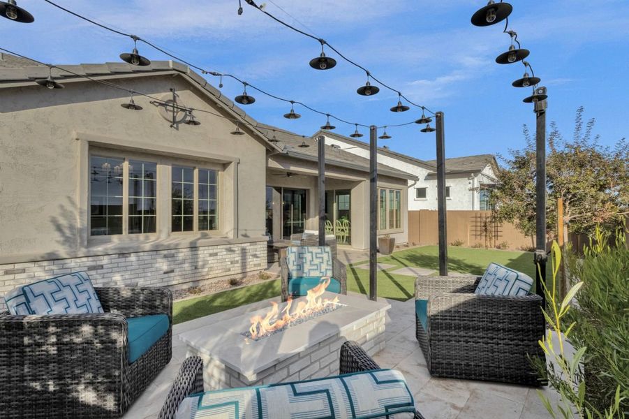 Representative exterior details of a home built from the Residence Six by Blandford Homes in Earnhardt Ranch, Chandler (Image 27). Representative exterior details of a home built from the Residence Six by Blandford Homes in Earnhardt Ranch, Chandler (Image 27).