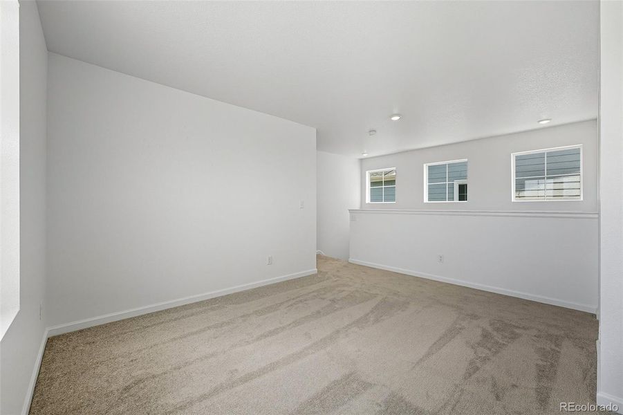 3289 N Duquesne Way ~ Ready Now