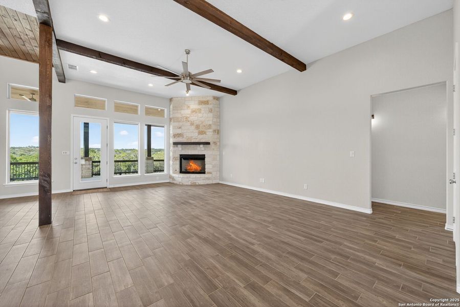 Spacious, unfurnished interior of a new home in , New Braunfels (Image 18). Spacious, unfurnished interior of a new home in , New Braunfels (Image 18).