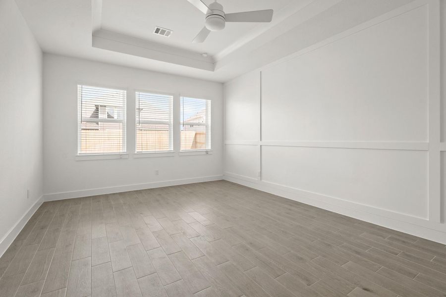 Spacious primary suite