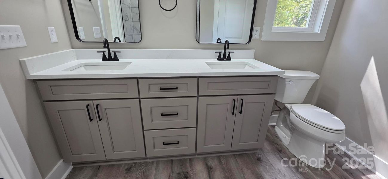 Furnished interior view inside a new home in , Gastonia (Image 6).