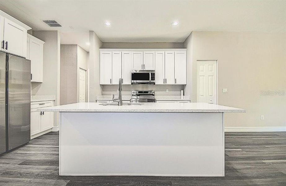 Furnished interior view inside a new home in , Spring Hill (Image 9).