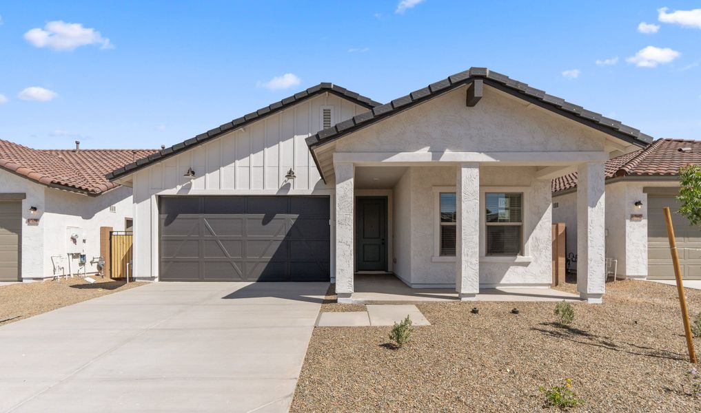 Finlay Farmhouse WD Finlay Farmhouse WD