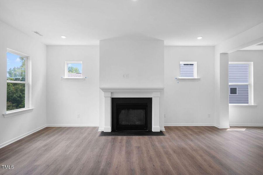 silverstone-wayland-lot-357-tv-lounge silverstone-wayland-lot-357-tv-lounge