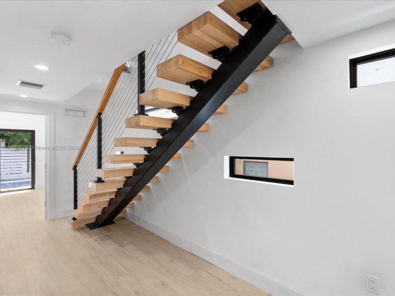 Image 43 of a home in . Image 43 of a home in .