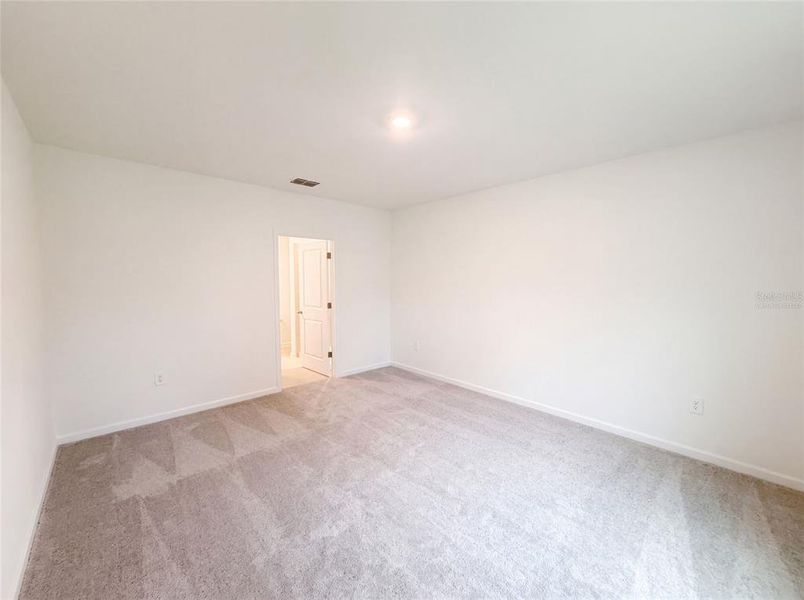 Spacious, unfurnished interior of a new home in Wynnstone, Davenport (Image 9). Spacious, unfurnished interior of a new home in Wynnstone, Davenport (Image 9).