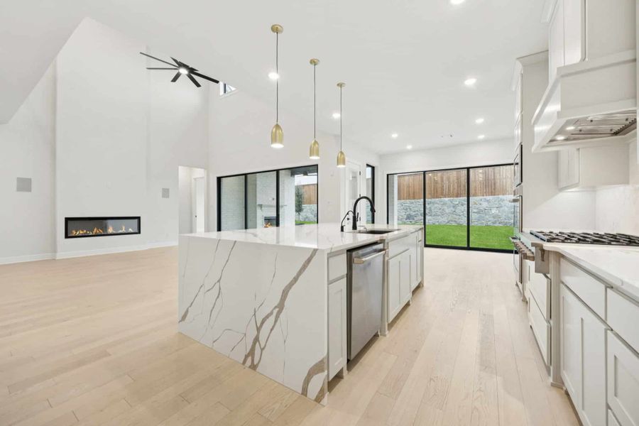 Furnished interior view inside a new home in Canyon Falls 70s, Argyle (Image 6).