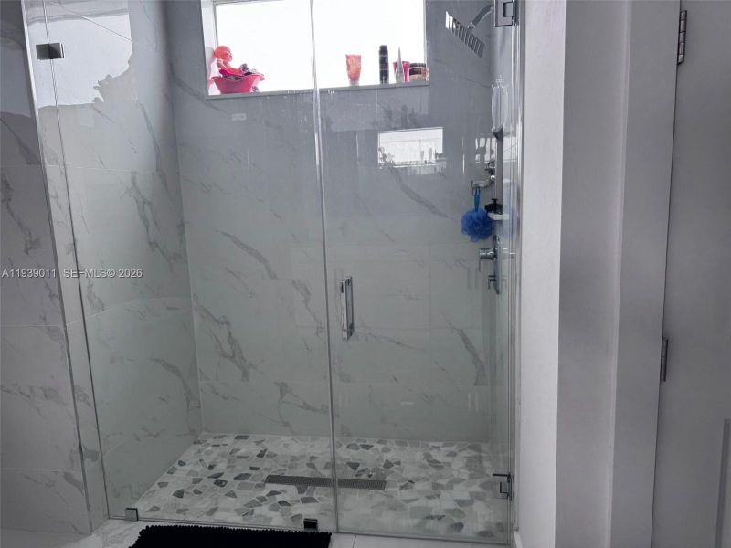 Close-up of interior finishes inside a home in , Lehigh Acres (Image 9).