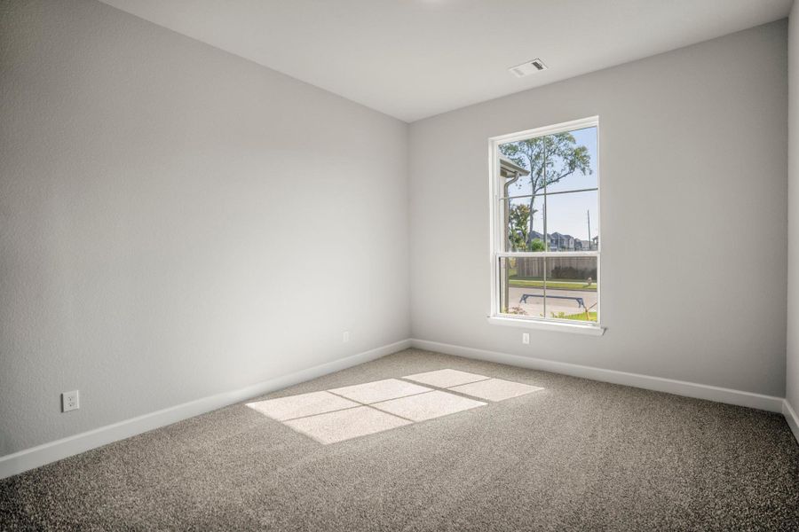 Spacious, unfurnished interior of a new home in Sienna 70' Lots, Missouri City (Image 24). Spacious, unfurnished interior of a new home in Sienna 70' Lots, Missouri City (Image 24).