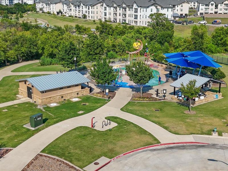 Image 32 of a home in Royal Court.