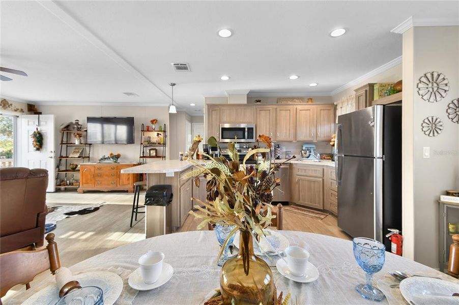 Furnished interior view inside a new home in , Ona (Image 35).