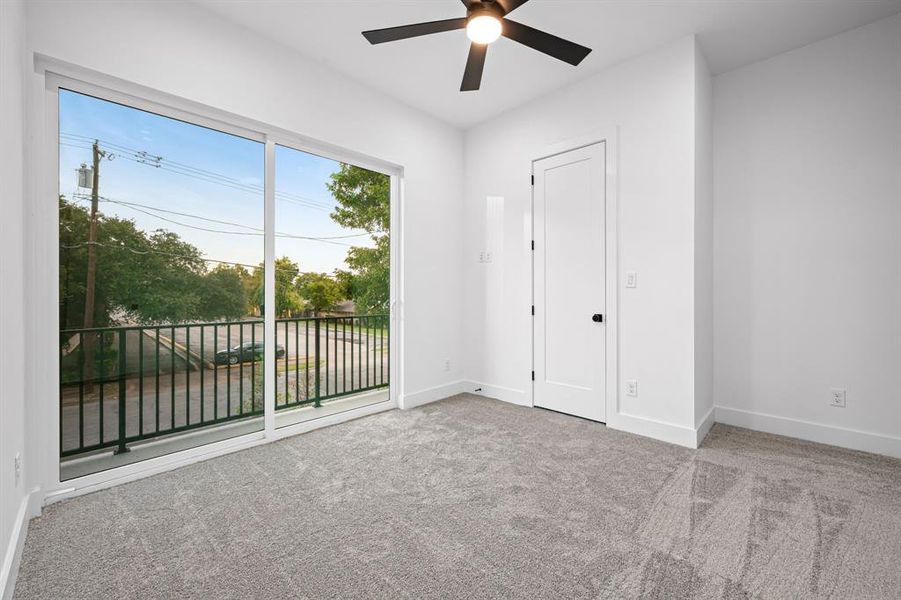 Spacious, unfurnished interior of a new home in , Dallas (Image 20). Spacious, unfurnished interior of a new home in , Dallas (Image 20).
