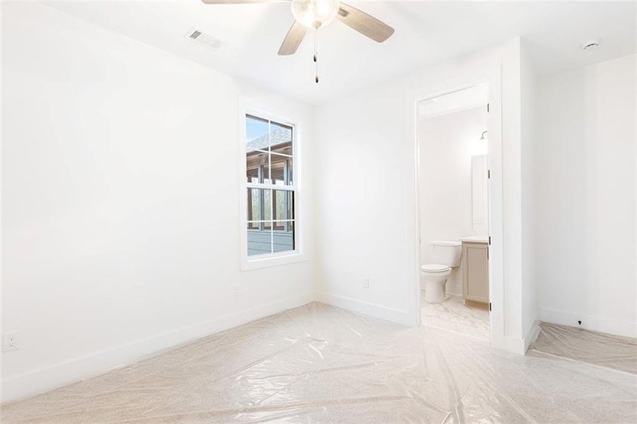 Spacious, unfurnished interior of a new home in , Bremen (Image 32). Spacious, unfurnished interior of a new home in , Bremen (Image 32).