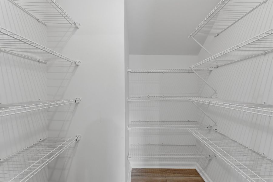 Spacious, unfurnished interior of a new home in Bradford Pointe, Summerville (Image 27).