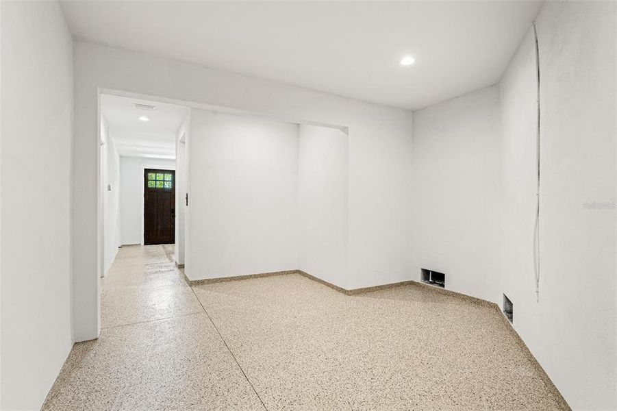 Spacious, unfurnished interior of a new home in , Tampa (Image 38). Spacious, unfurnished interior of a new home in , Tampa (Image 38).