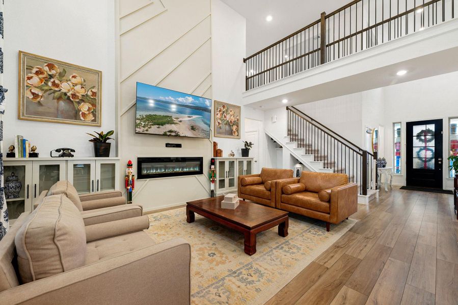 Furnished interior view inside a new home in ARTAVIA: Fairway Collection, Conroe (Image 32).