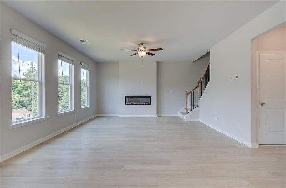Spacious, unfurnished interior of a new home in Chapel Hill, Newnan (Image 22).