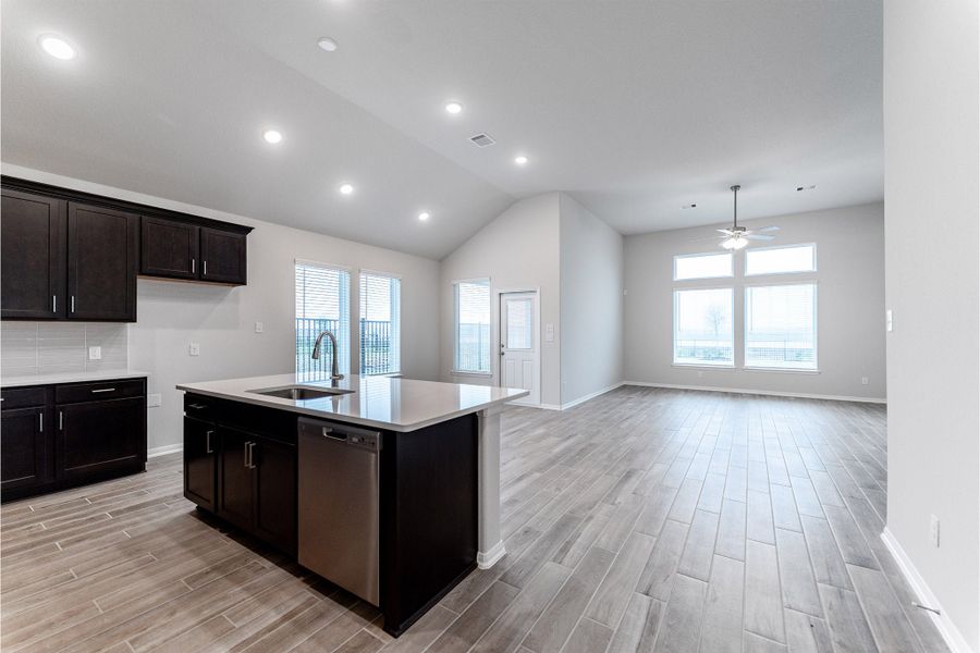 Furnished interior view inside a new home in Canterra Creek, Rosharon (Image 6).