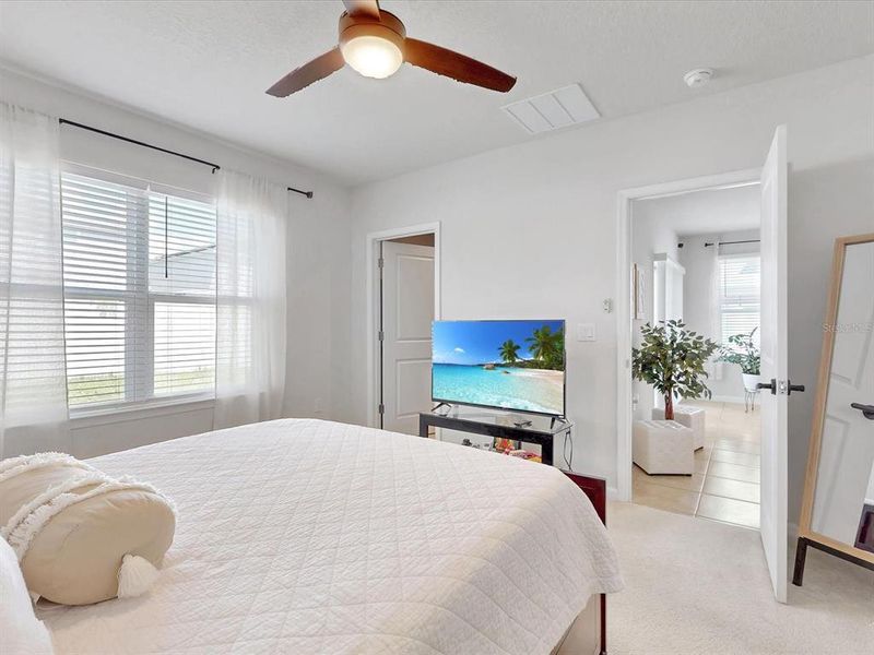Furnished interior view inside a new home in , Davenport (Image 13).
