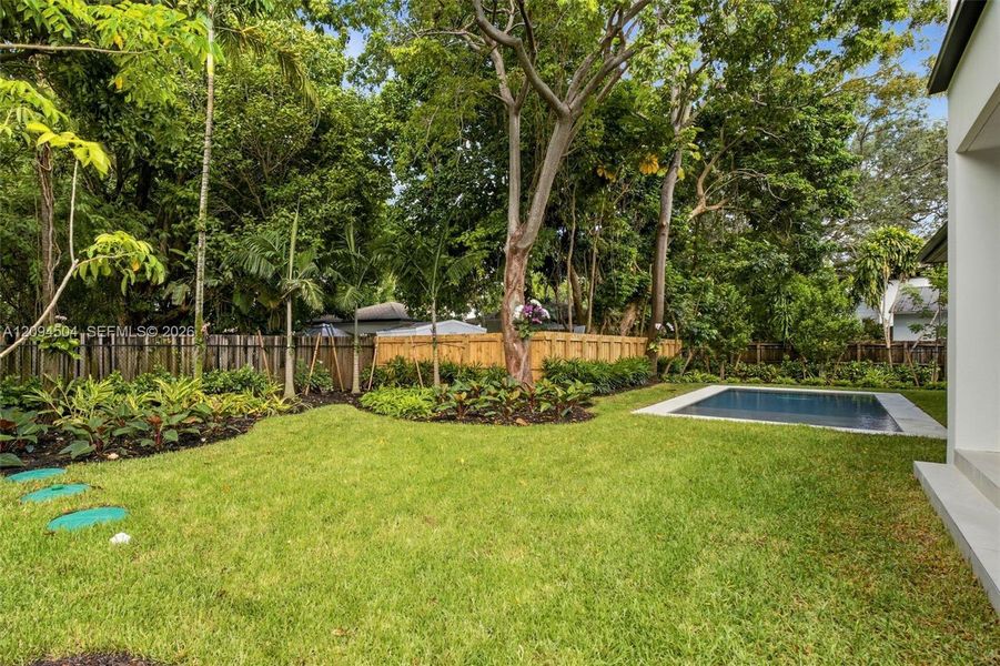 Image 87 of a home in .
