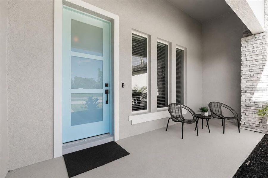 Exterior details and patio area of a home in , Palm Coast (Image 26).