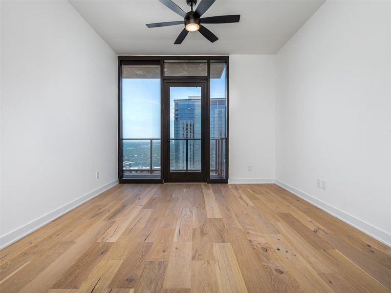 Spacious, unfurnished interior of a new home in Vesper, Austin (Image 11).