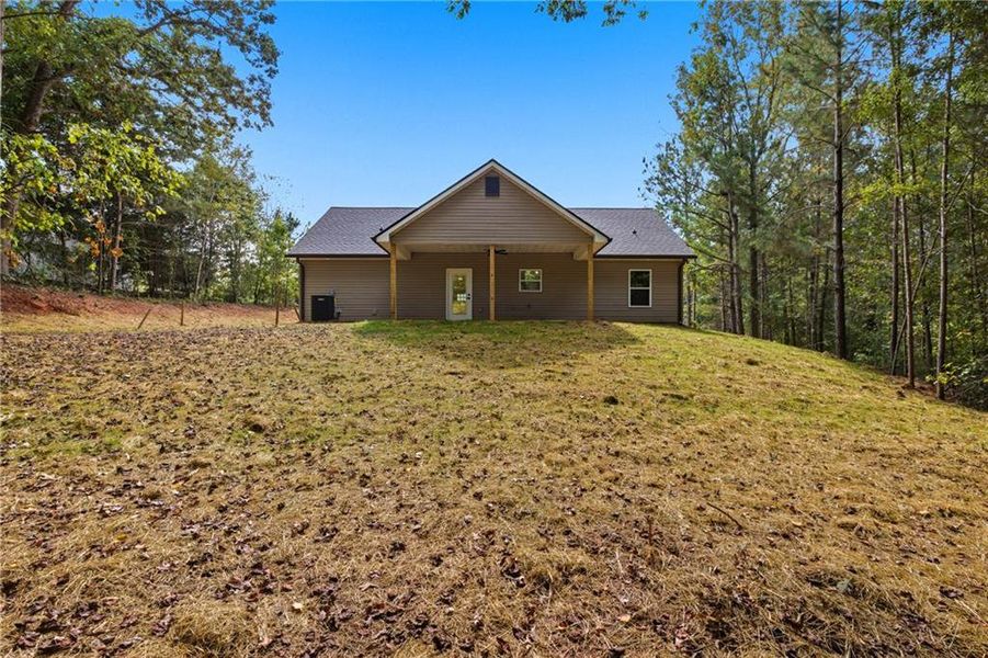 Exterior details and patio area of a home in , Toccoa (Image 18).