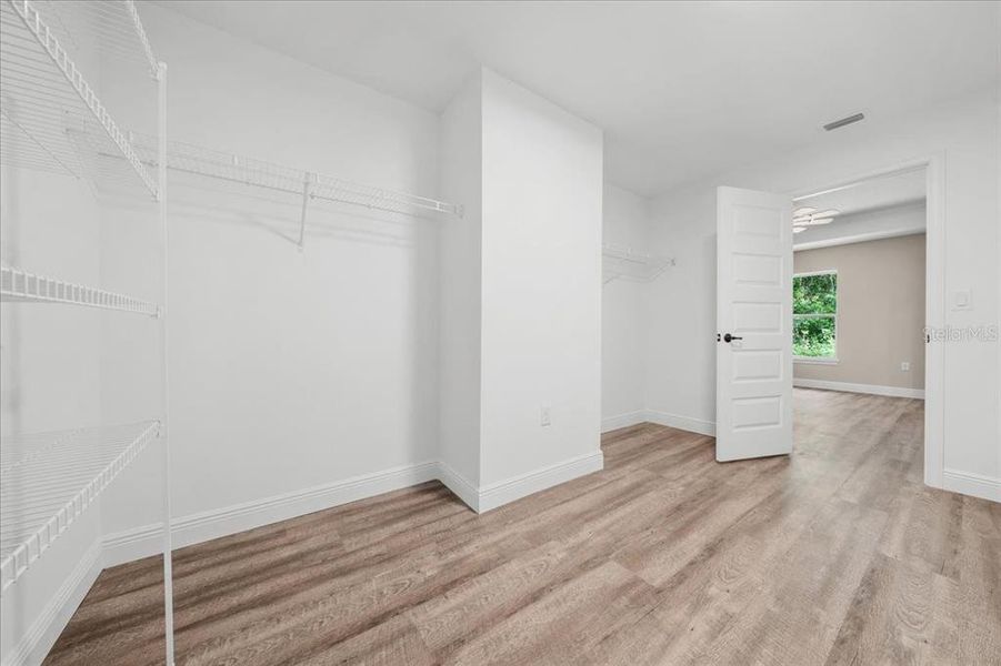 Image 30 of a home in .