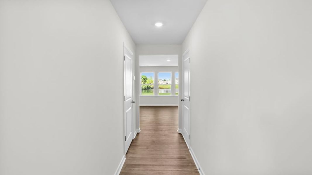 Spacious, unfurnished interior of a new home in Durbin Meadows, Fountain Inn (Image 16).