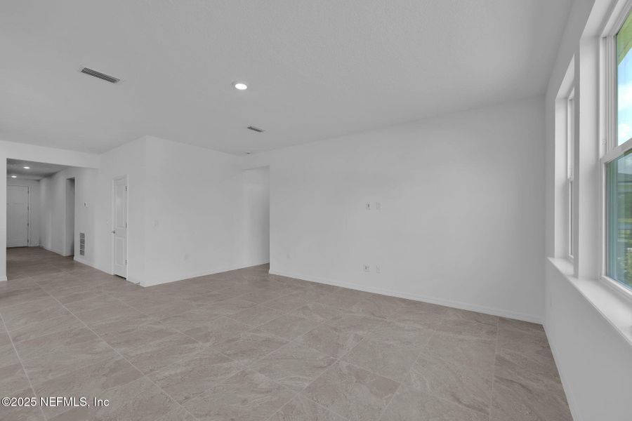Spacious, unfurnished interior of a new home in Hyland Trail, Green Cove Springs (Image 12). Spacious, unfurnished interior of a new home in Hyland Trail, Green Cove Springs (Image 12).