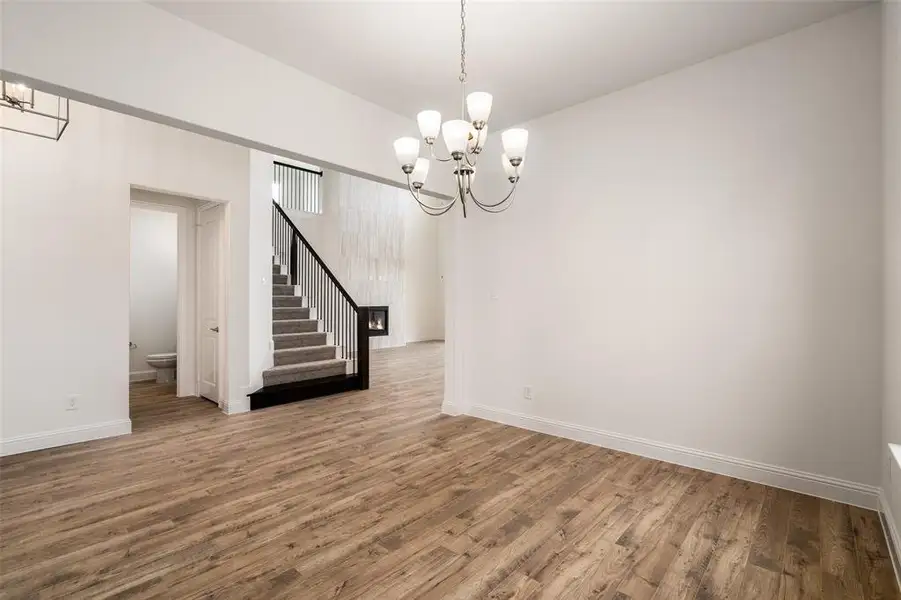 Spacious, unfurnished interior of a new home in Lake Breeze, Lavon (Image 14).