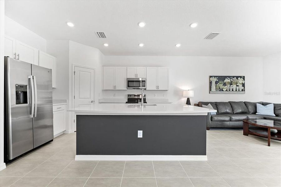 Furnished interior view inside a new home in , Sarasota (Image 35).
