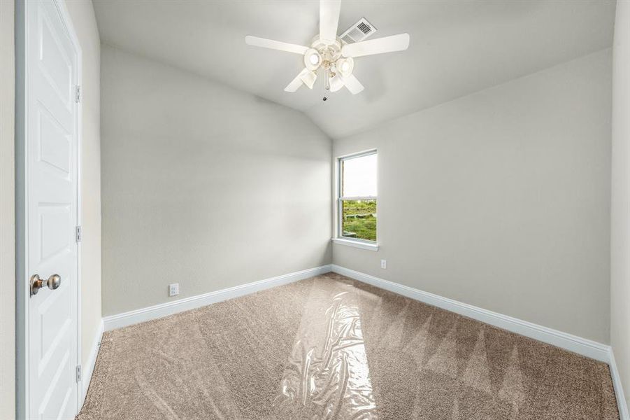 Spacious, unfurnished interior of a new home in Bridgepoint, Greenville (Image 30). Spacious, unfurnished interior of a new home in Bridgepoint, Greenville (Image 30).